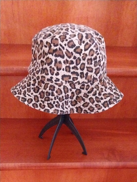 Accessories - Reversible Leopard Print Bucket Hat - Brown & Black